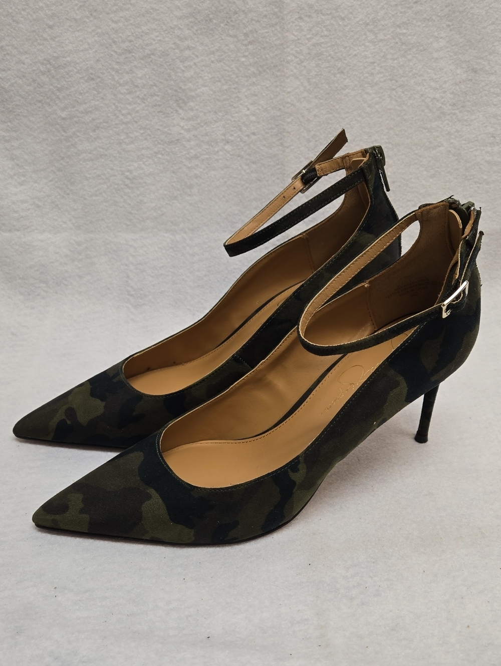 Jessica Simpson Olive Camo Pointed-Toe Ankle-Strap Pumps Women 9M Back Zipper